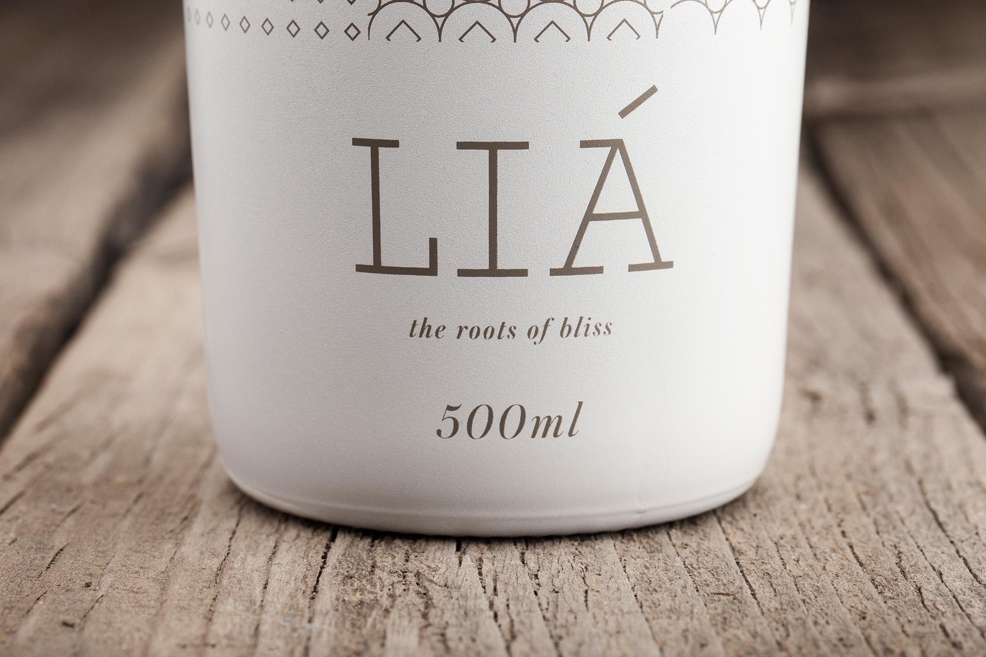 LIA extra virgin olive oil