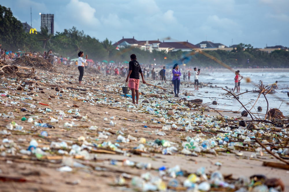 National Geographic Launches Ocean Plastic Innovation Challenge
