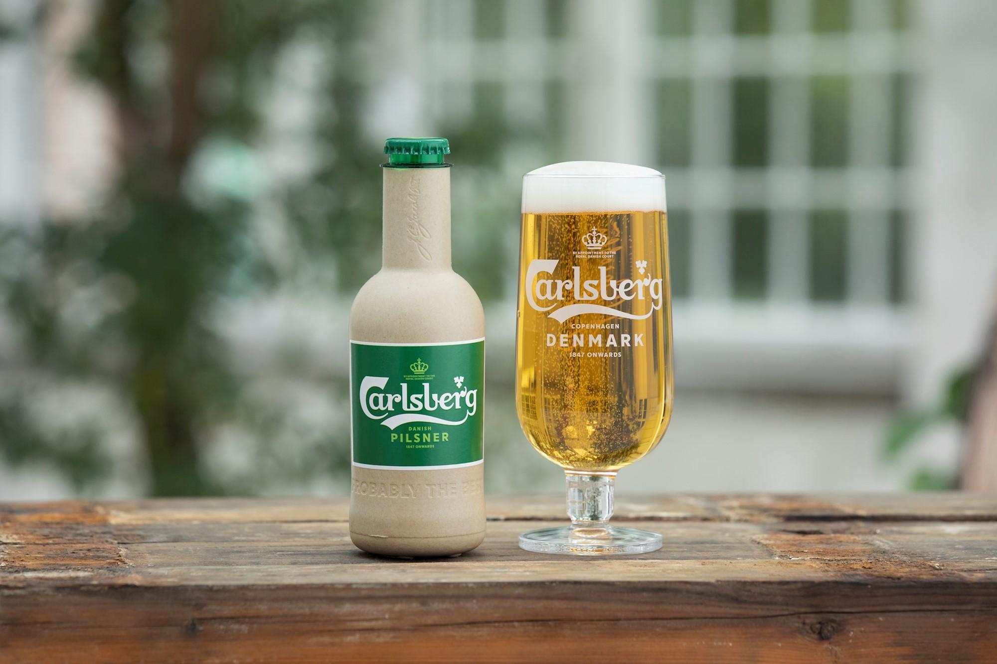 green-fibre-bottle-prototype-with-carlsberg-pilsner.jpg