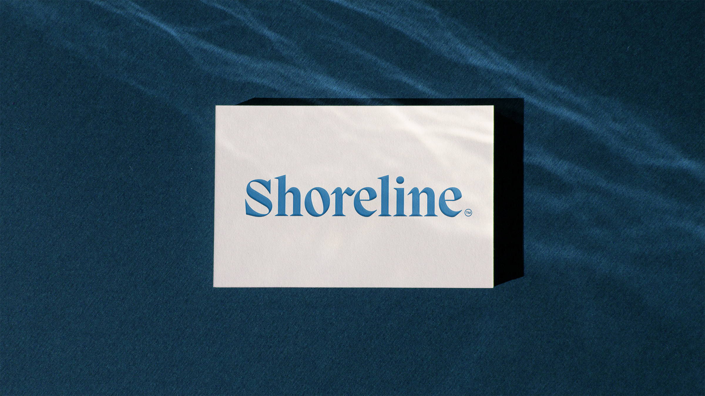 Shoreline’s Timeless Sun-Drenched Aesthetic