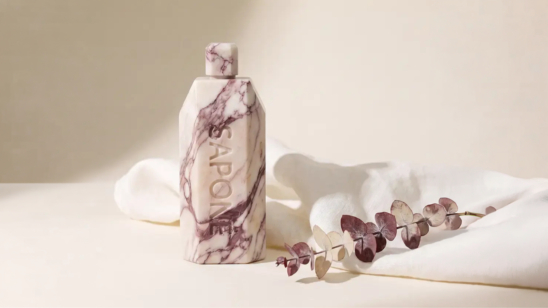 Sapone Is a Plastic-Free Shampoo That’s Bottled In Soap